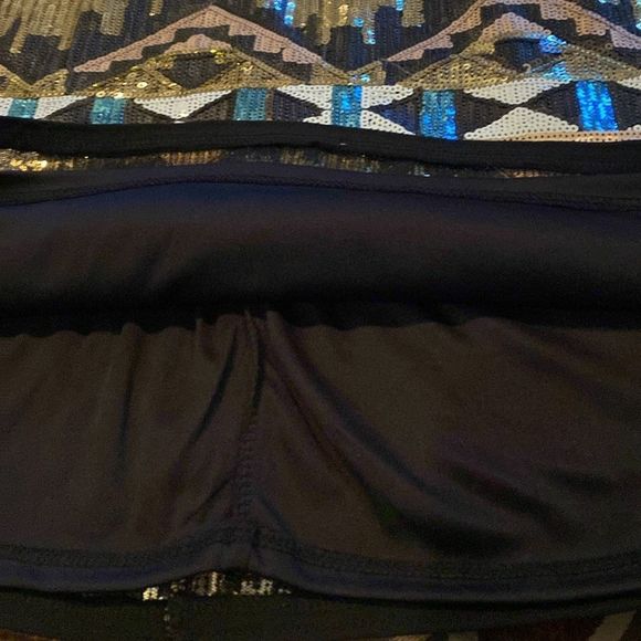 NWT Sequined Skirt - Picture 4 of 8